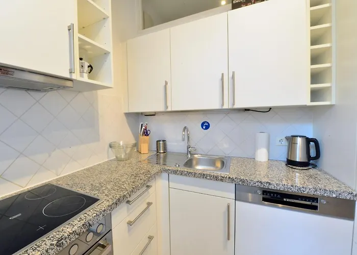 Beautiful Flat Next To Karlskirche Apartamento *